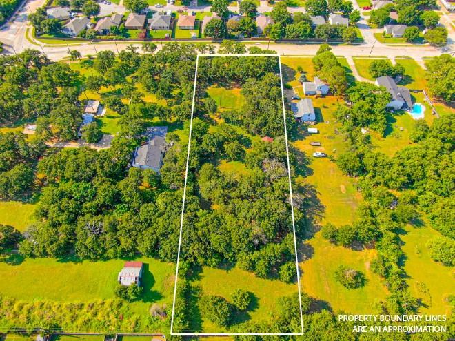 2801 Russell Road Arlington, TX 76001 - Photo 19 of 26 a view of lake