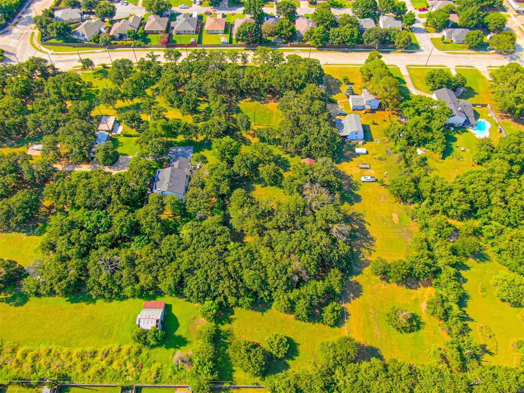 2801 Russell Road Arlington, TX 76001 - Photo 20 of 26 a view of a lake