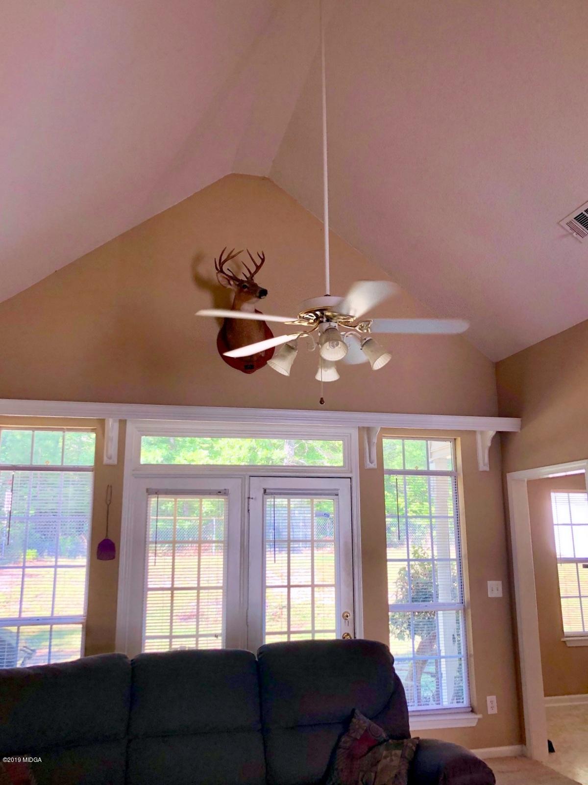 465 Simsbury Ridge Macon, GA 31220 - Photo 6 of 17 12