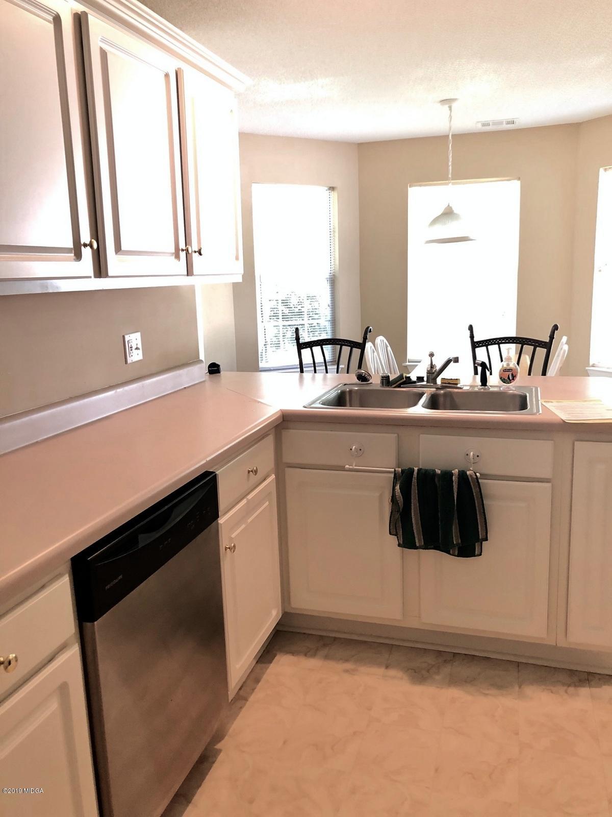 465 Simsbury Ridge Macon, GA 31220 - Photo 9 of 17 2
