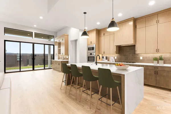 $674,900 | 6732 North Magic Mallard Avenue, Unit MOLALLA, Meridian, ID 83646