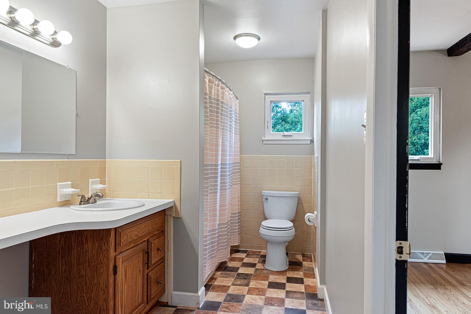 1100 Stinsford Road Newark, DE 19713 - Photo 16 of 20 Full Bath