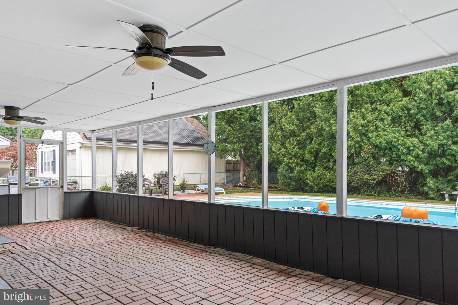 1100 Stinsford Road Newark, DE 19713 - Photo 17 of 20 Screened Porch
