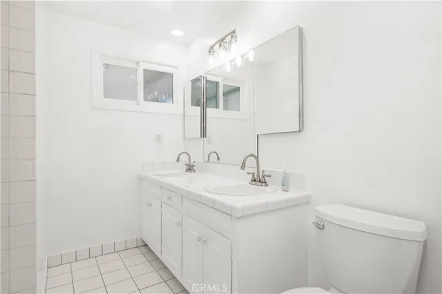 $1,250,000 | 3440 Lama Avenue, Long Beach, CA 90808