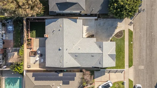 $1,250,000 | 3440 Lama Avenue, Long Beach, CA 90808