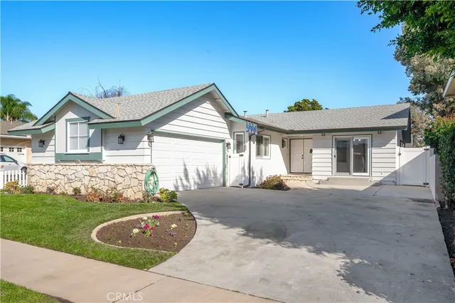 $1,250,000 | 3440 Lama Avenue, Long Beach, CA 90808