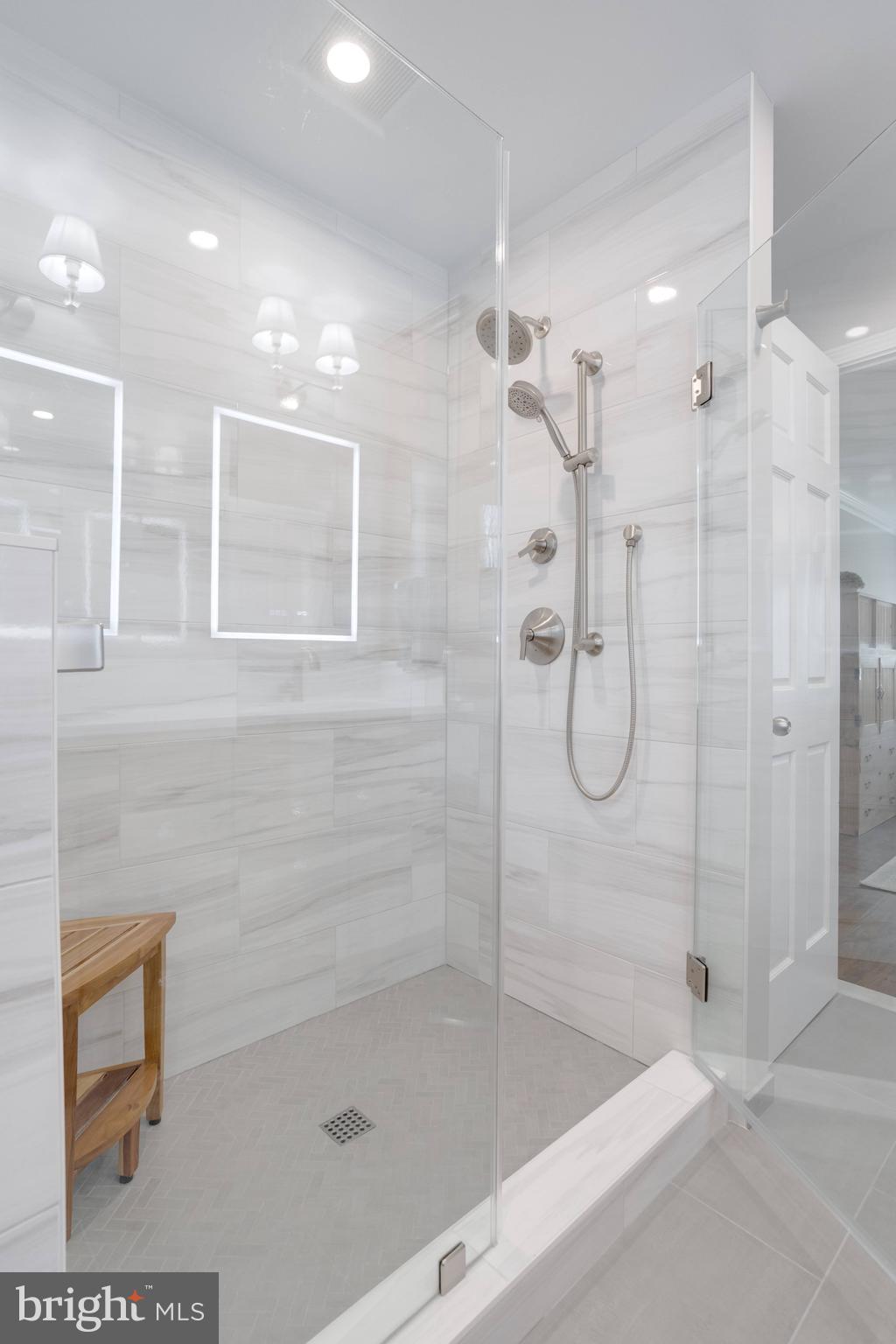 8072 Counselor Road Manassas, VA 20112 - Photo 20 of 49