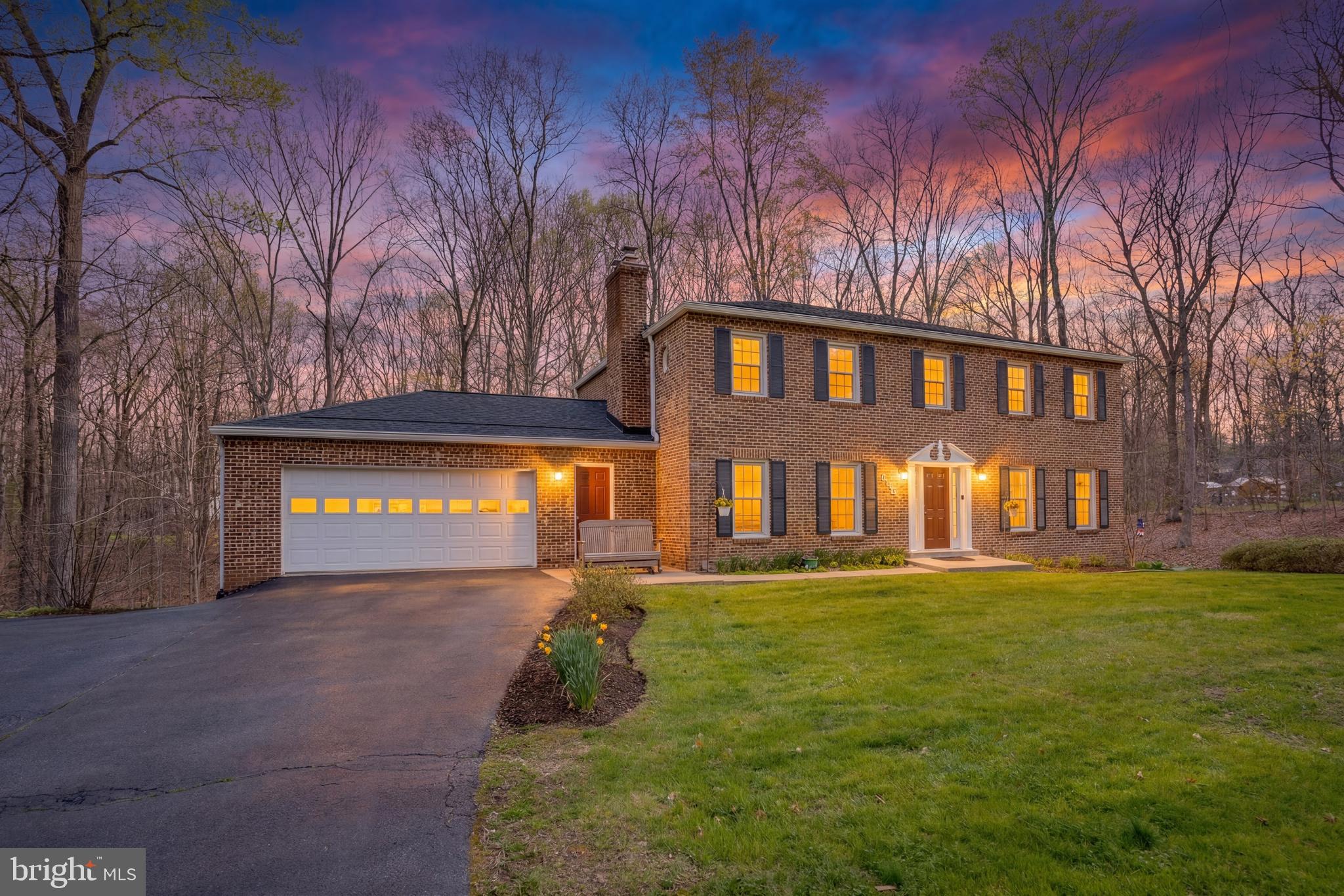 8072 Counselor Road Manassas, VA 20112 - Photo 2 of 49