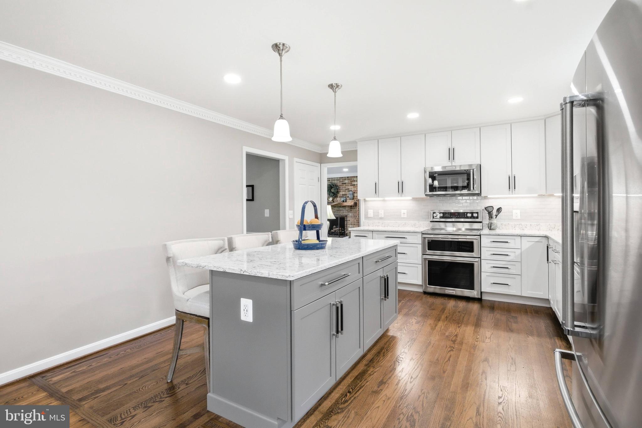 8072 Counselor Road Manassas, VA 20112 - Photo 9 of 49