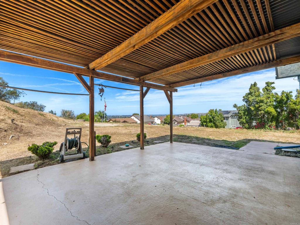 2443 Helix Street Spring Valley, CA 91977 - Photo 28 of 40
