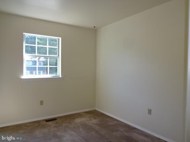 1275 Fox Run Reading, PA 19606 - Photo 11 of 12 Gallery Image 11