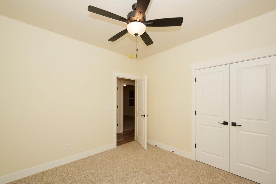 2473 North Kings Road Cedar City, UT 84721 - Photo 8 of 26 20260202234315007311000000-o
