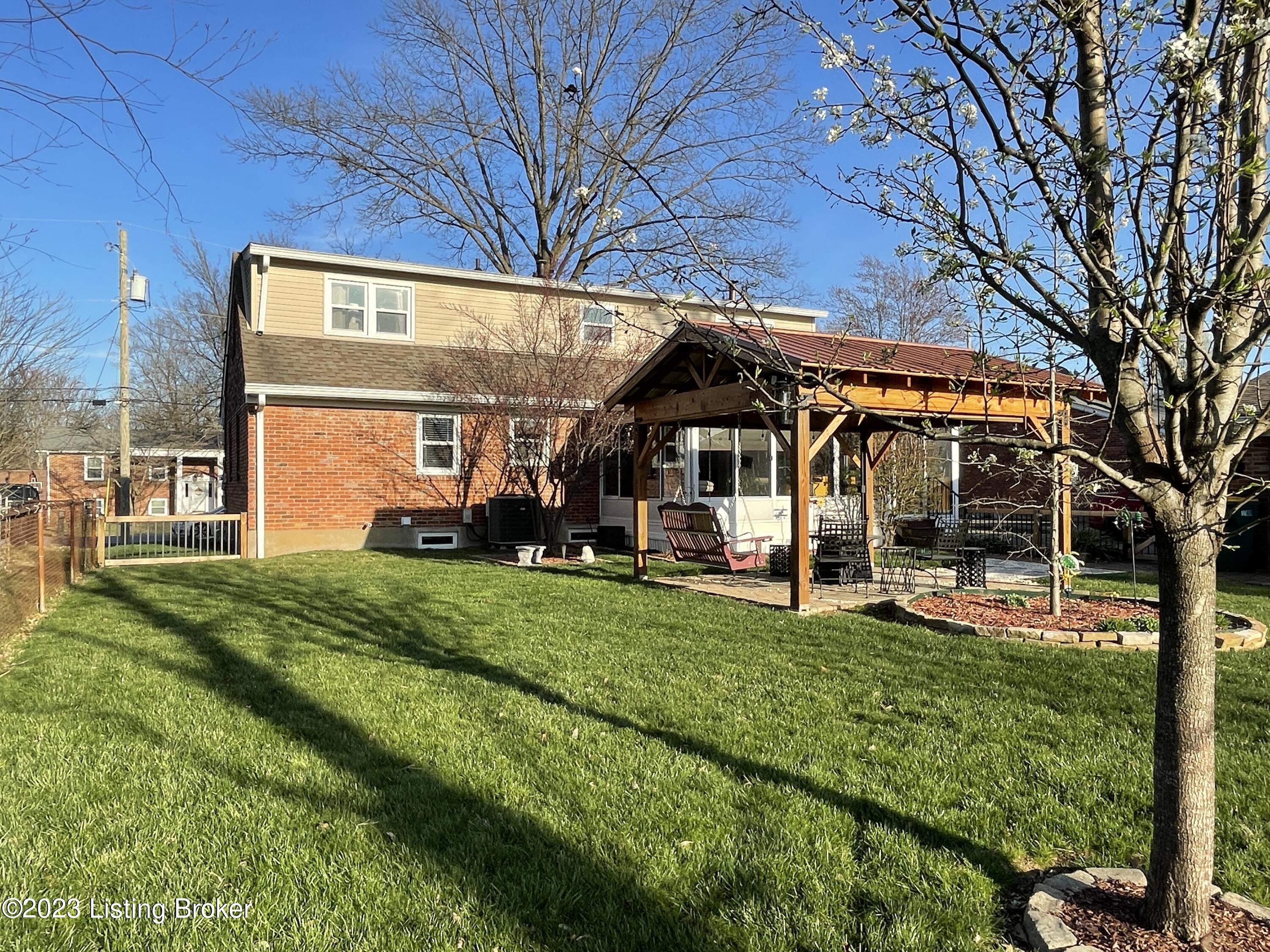 6508 Ridge Cliff Road Louisville, KY 40228 - Photo 64 of 76 IMG_5187