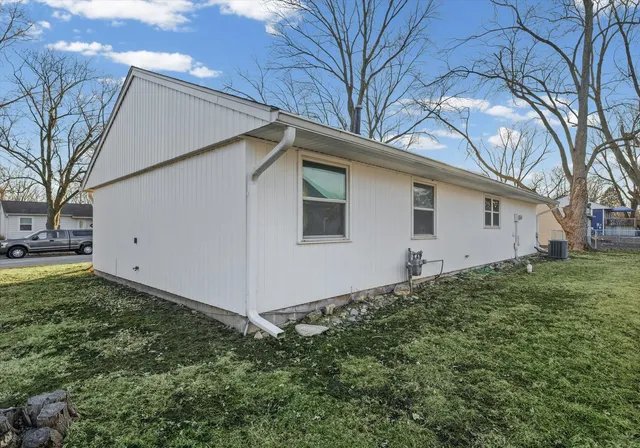 $175,000 | 3102 Kimberly Drive, Champaign, IL 61821