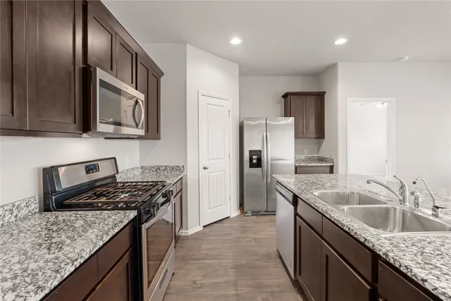 $1,845 | 6414 Clyde Arbor Drive, Richmond, TX 77469