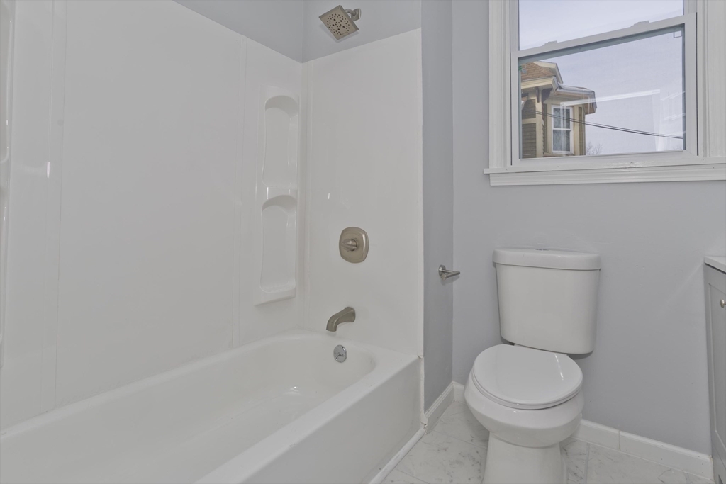 64 Thompson Street Springfield, MA 01109 - Photo 27 of 30