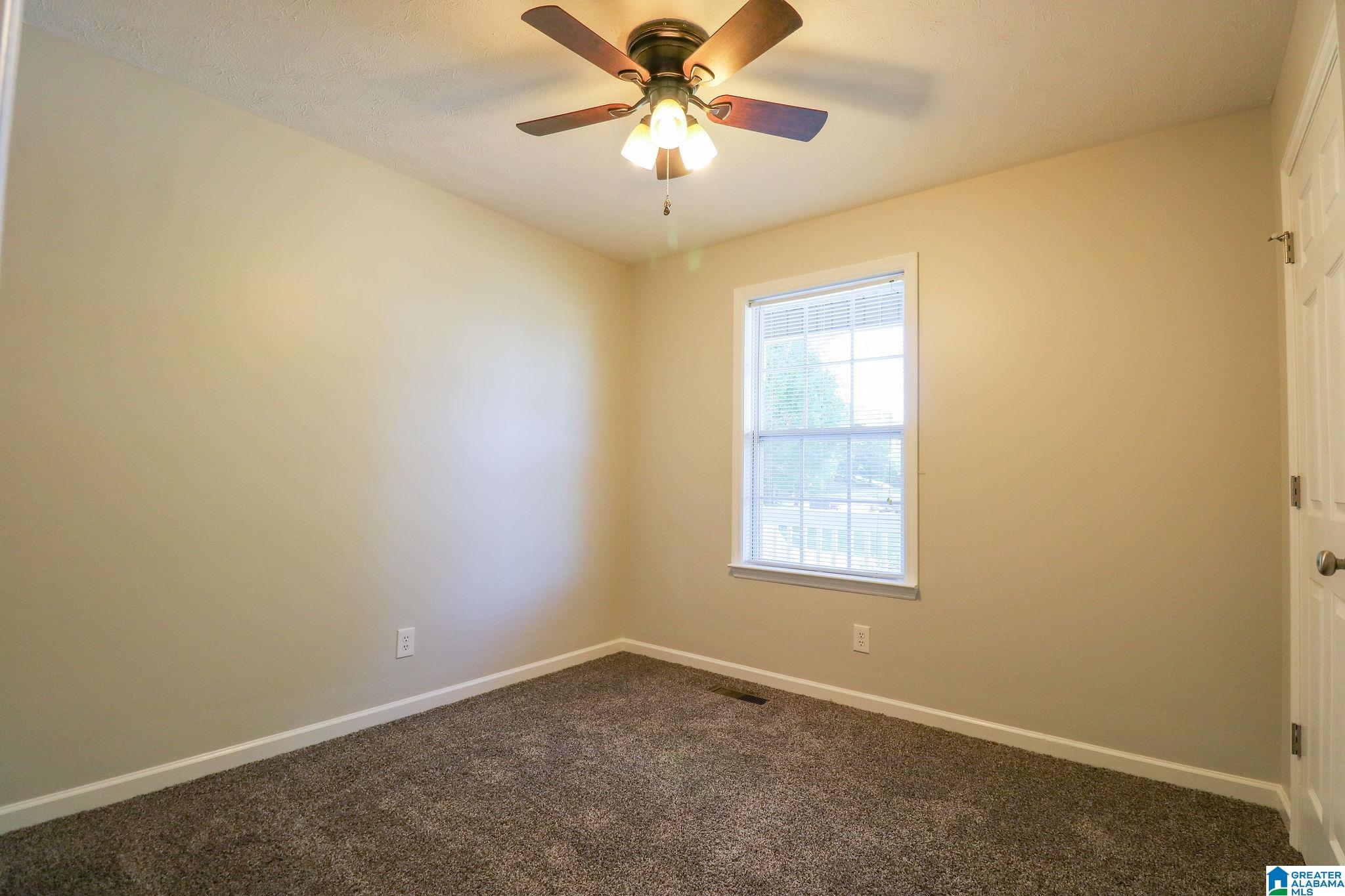 121 Martin Street Anniston, AL 36206 - Photo 16 of 36