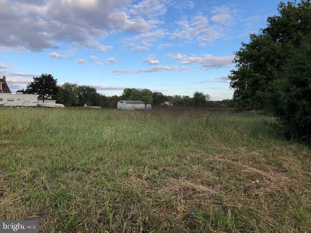 1150 East Canal Road Dover, PA 17315 - Photo 2 of 3 Gallery Image 2