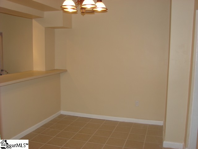 218 Brookside Road Spartanburg, SC 29301 - Photo 5 of 13 Gallery Image 5