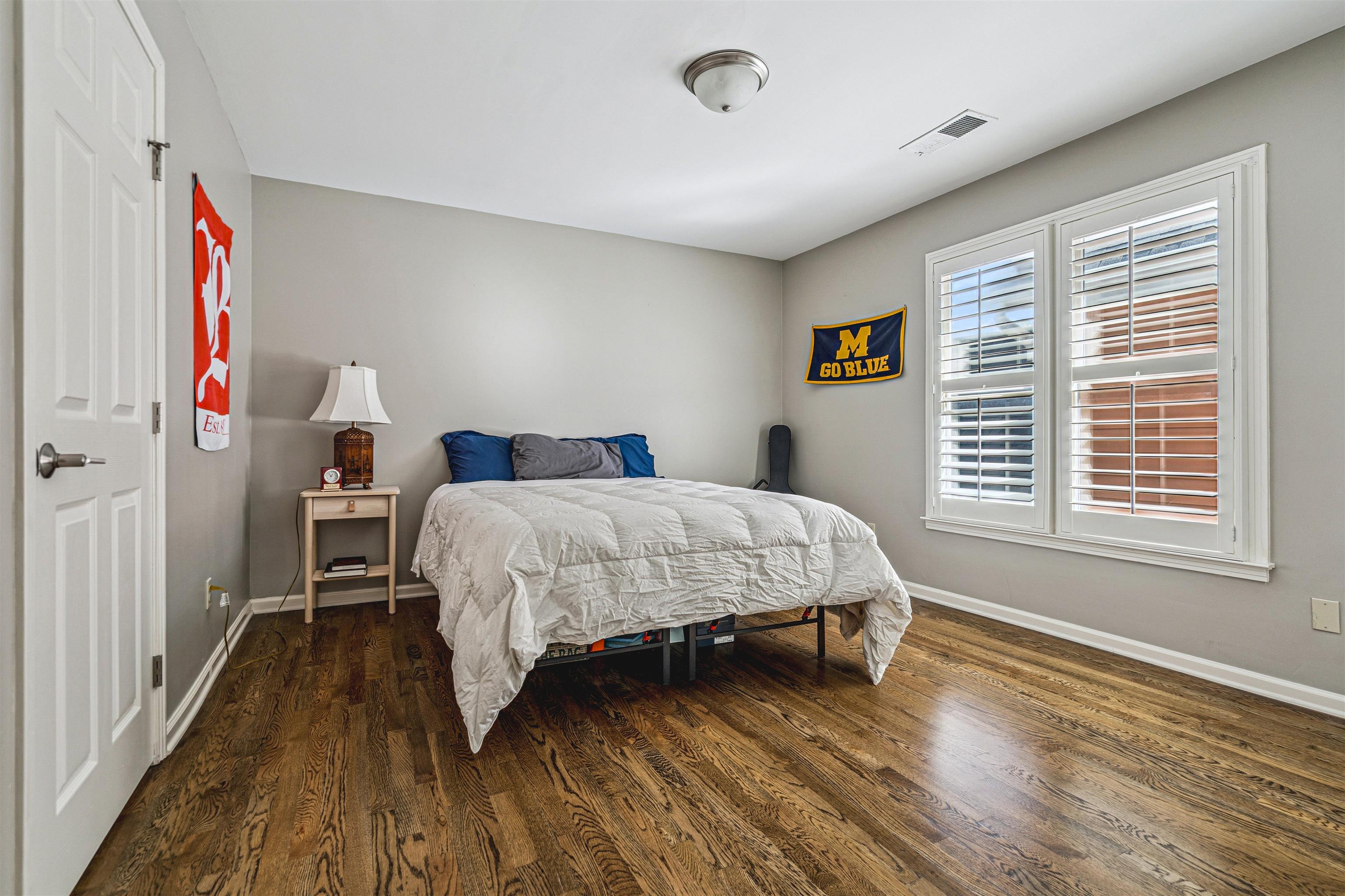 942 Harbor Bend Road Memphis, TN 38103 - Photo 20 of 25 a bed room with a bed and a window