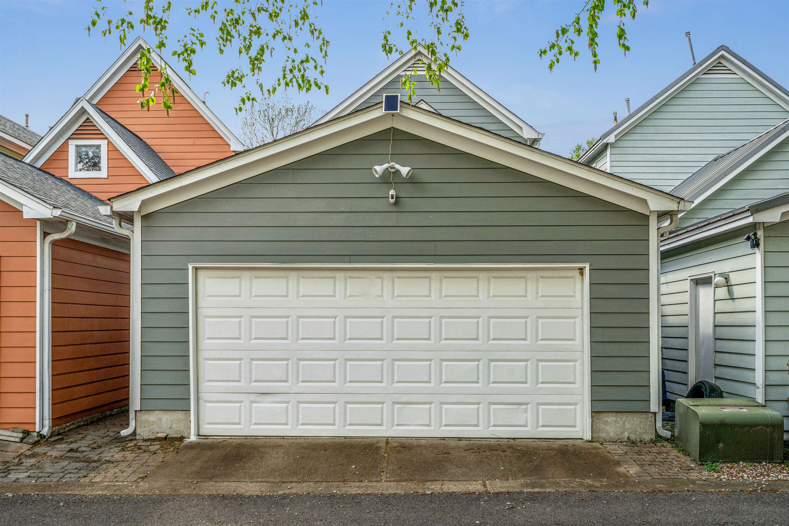 942 Harbor Bend Road Memphis, TN 38103 - Photo 25 of 25 a front view of a house