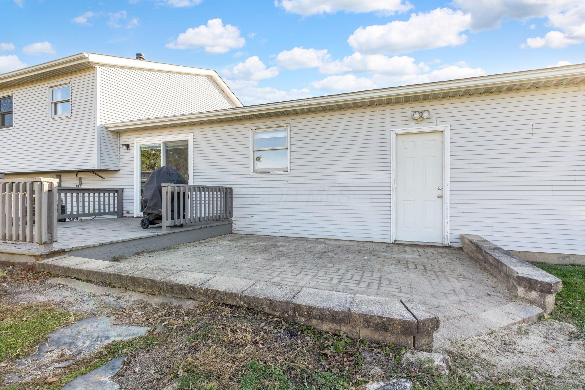 728 Cheshire Road Sunbury, OH 43074 - Photo 15 of 54 rear patio