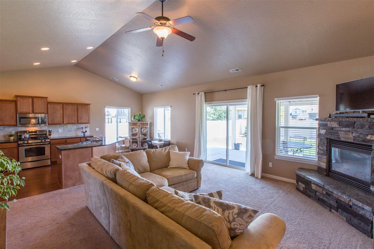 2605 West Westover Road Spokane, WA 99208 - Photo 6 of 20