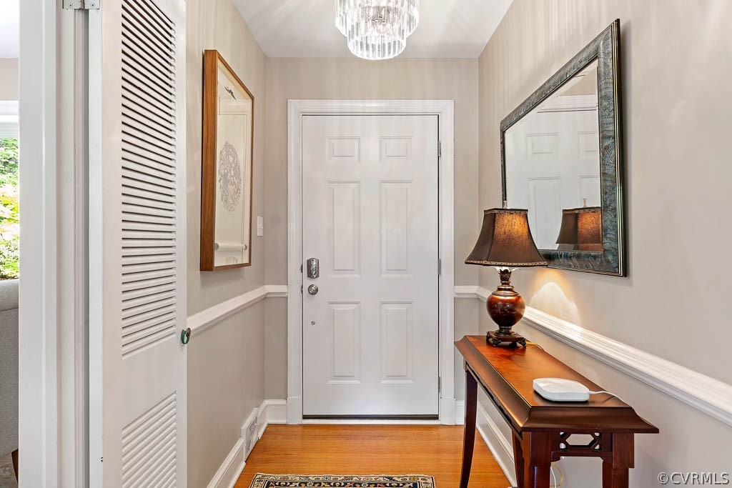 8423 Cherokee Road Richmond, VA 23235 - Photo 3 of 34 Gallery Image 3