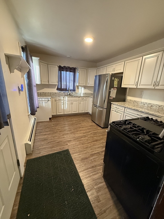 97 Friend Street, Unit B Amesbury, MA 01913 - Photo 16 of 32