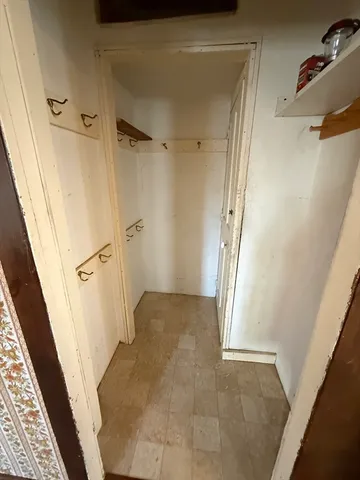 $2,750 | 97 Friend Street, Unit B, Amesbury, MA 01913