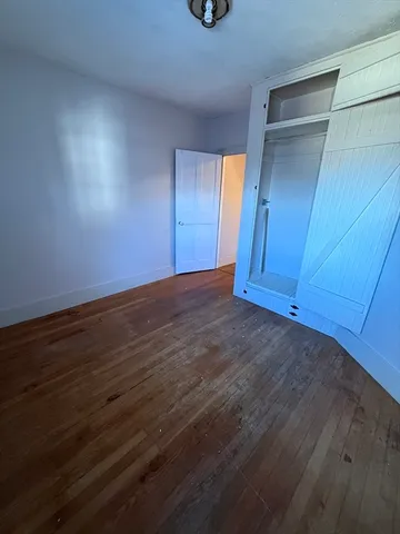 $2,750 | 97 Friend Street, Unit B, Amesbury, MA 01913