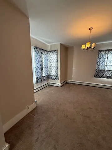 $2,750 | 97 Friend Street, Unit B, Amesbury, MA 01913