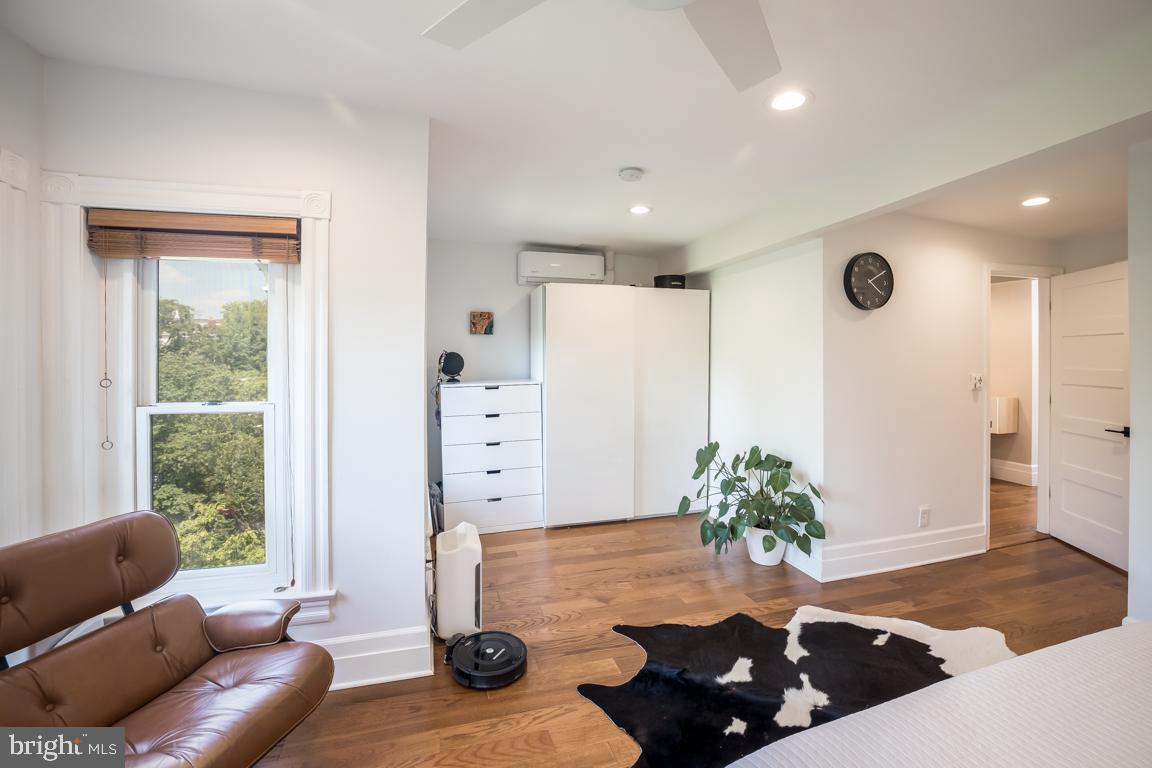 1680 Irving Street Northwest Washington, DC 20010 - Photo 12 of 49 UNIT 2