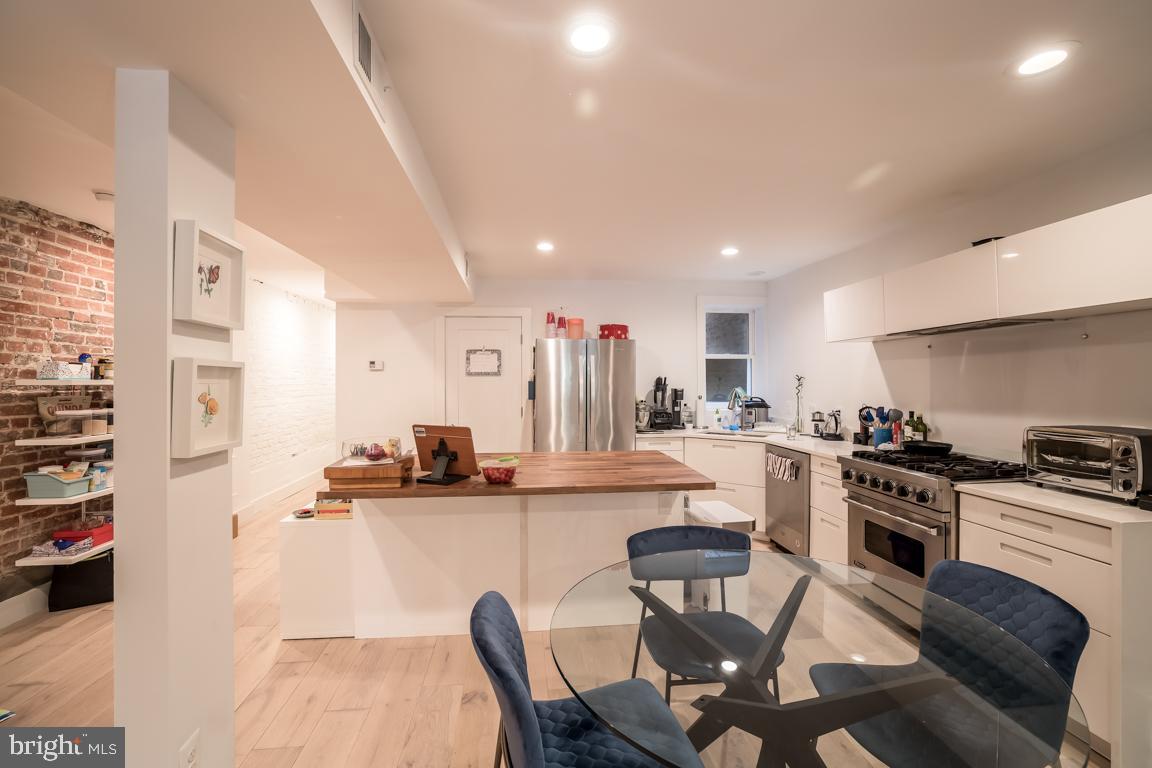 1680 Irving Street Northwest Washington, DC 20010 - Photo 32 of 49 UNIT 3