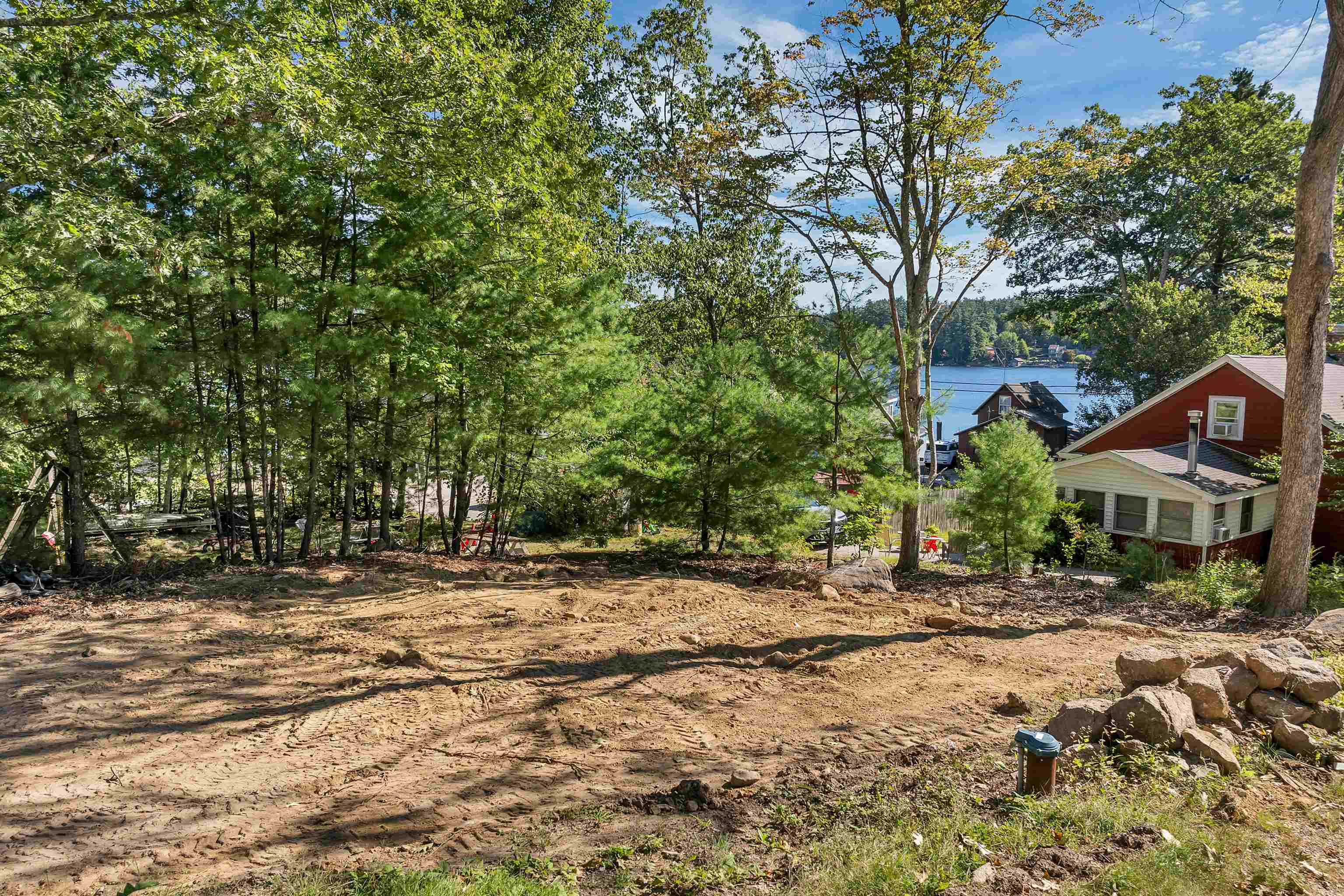 4 Milford Street Amherst, NH 03031 - Photo 1 of 23