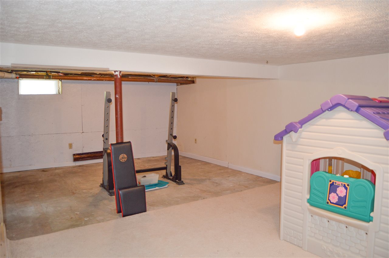 137 Brookdale Road, Unit 9 Salem, NH 03079 - Photo 15 of 19