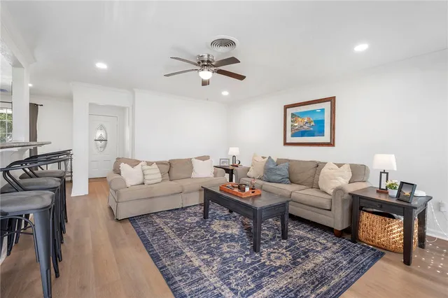 $2,000 | 3514 Midwest Drive, Bryan, TX 77802