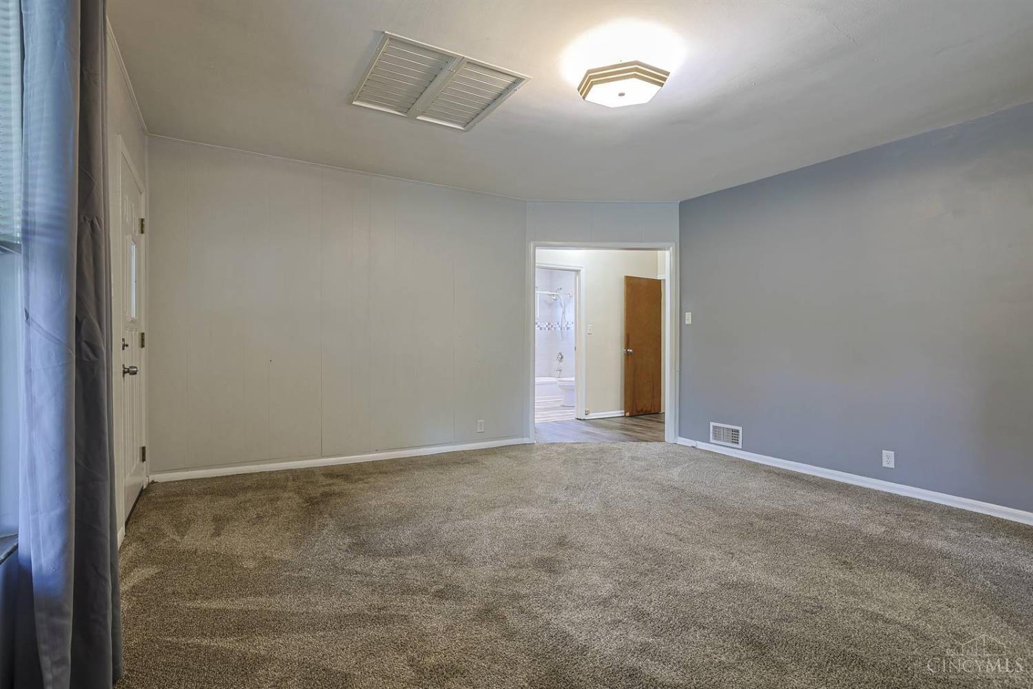 10888 Carolina Trace Road Harrison, OH 45030 - Photo 5 of 33