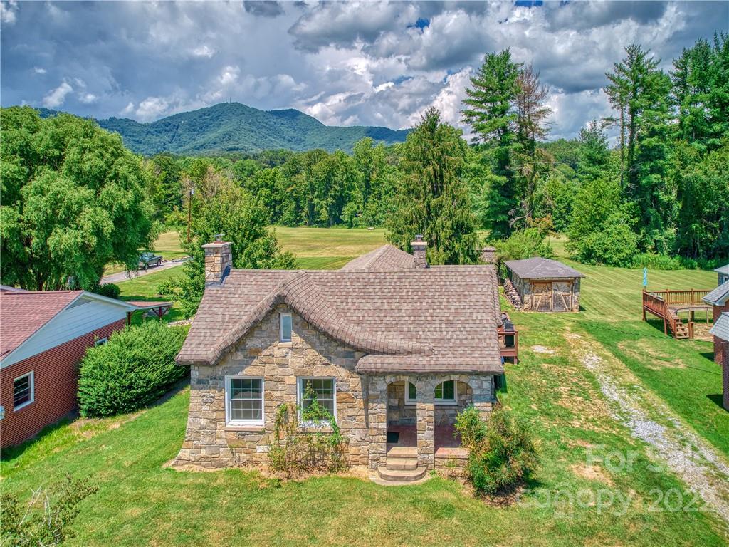 3701 Broad Street Clyde, NC 28721 - Photo 2 of 30 Gallery Image 2