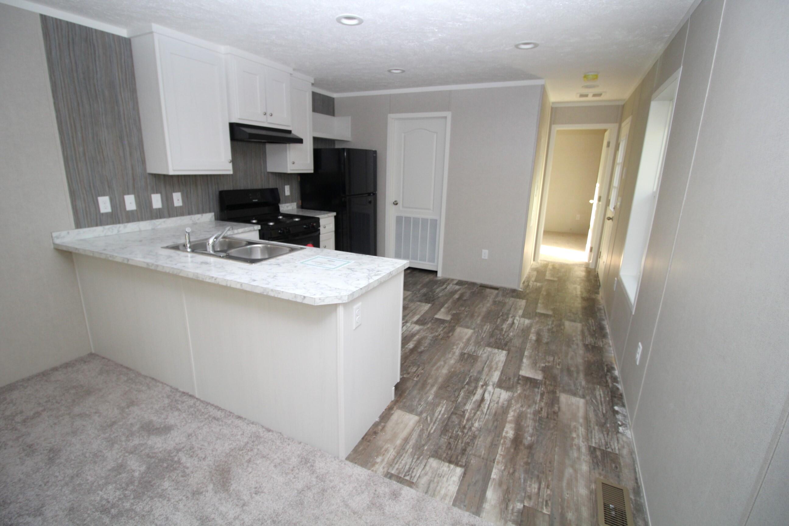 71 5th Avenue Greene, ME 04236 - Photo 8 of 30 6. Eat-In Kitchen