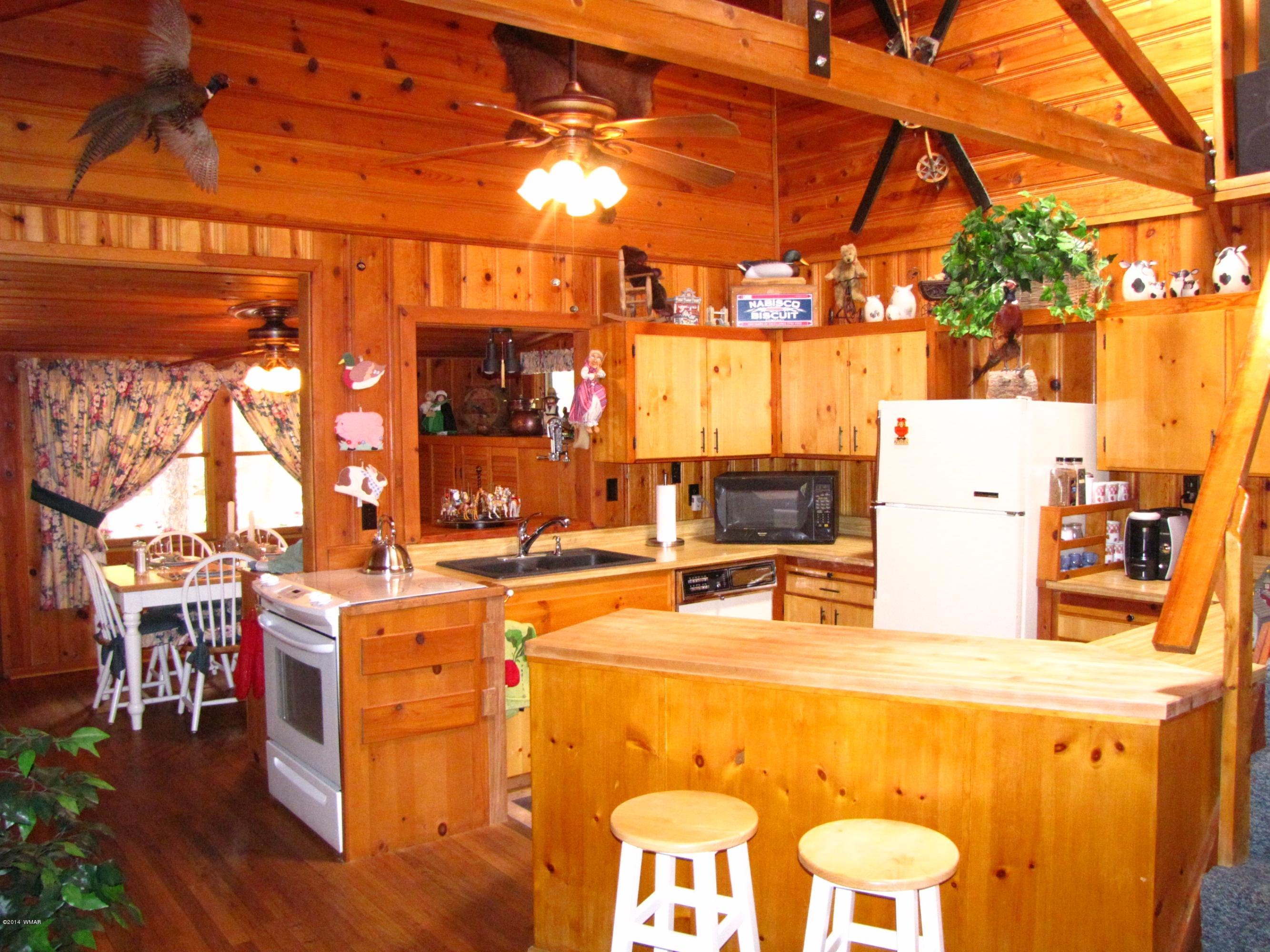 3224 Hummingbird Lane Pinetop, AZ 85935 - Photo 2 of 16