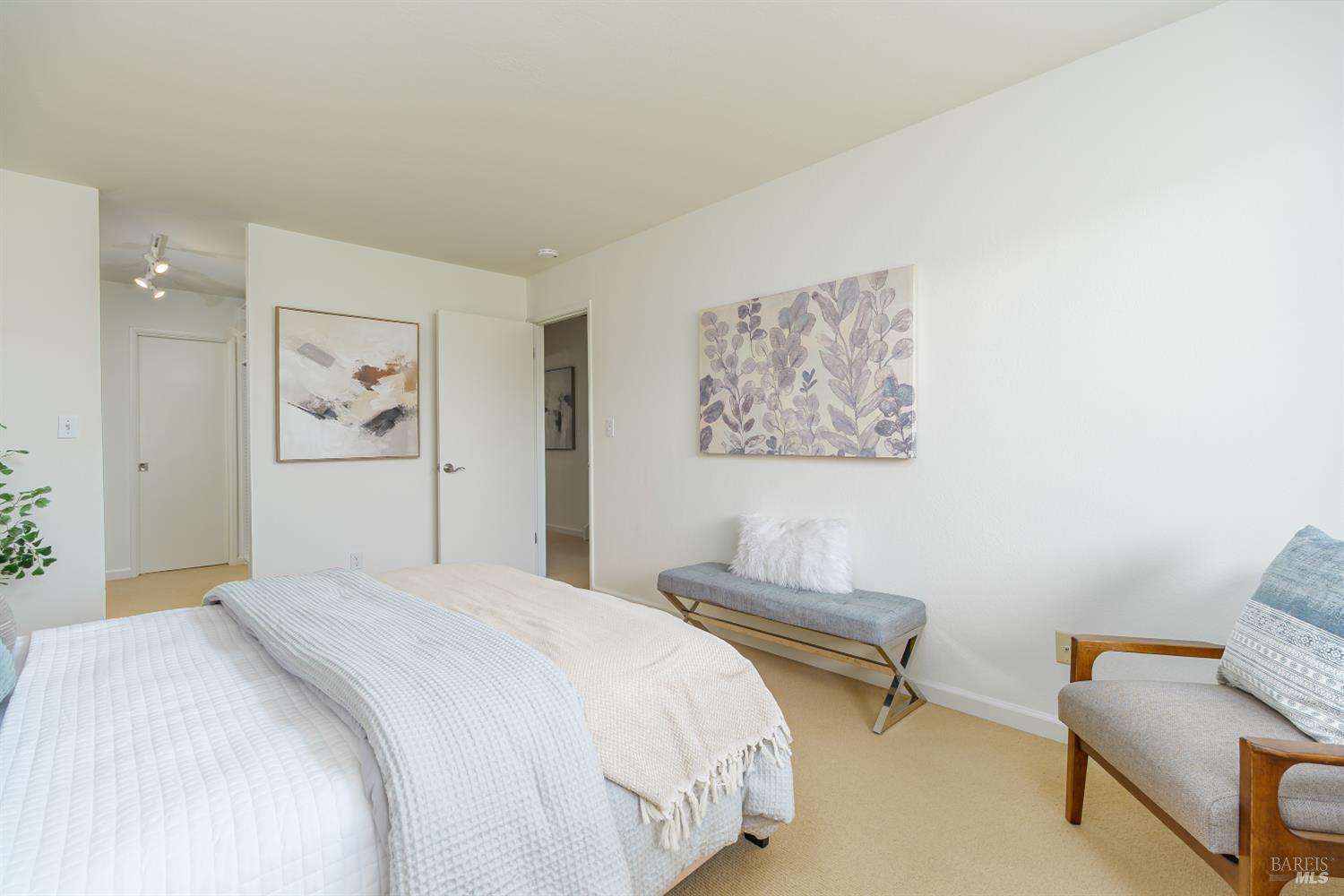 132 Tiburon Boulevard San Rafael, CA 94901 - Photo 12 of 30