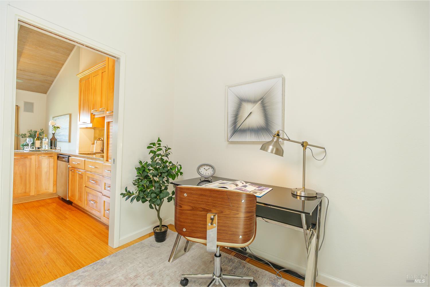 132 Tiburon Boulevard San Rafael, CA 94901 - Photo 10 of 30