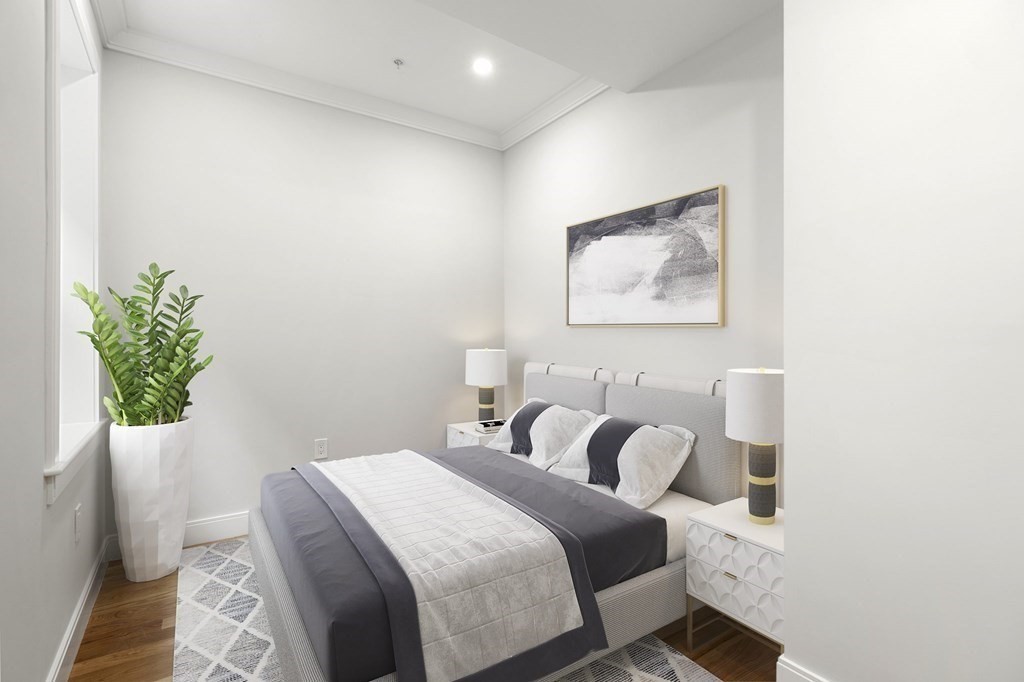 18 Grove Street, Unit 4 Boston, MA 02114 - Photo 7 of 17 Gallery Image 7