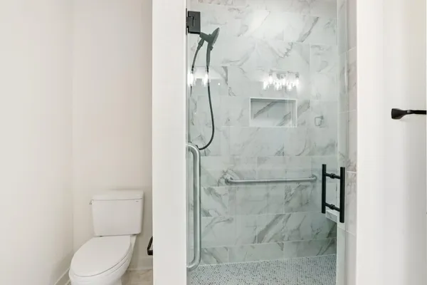 $595,900 | 2127 Bluestem Drive, Unit 101, Waukesha, WI 53188