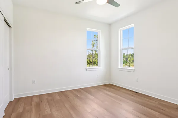 $595,900 | 2127 Bluestem Drive, Unit 101, Waukesha, WI 53188