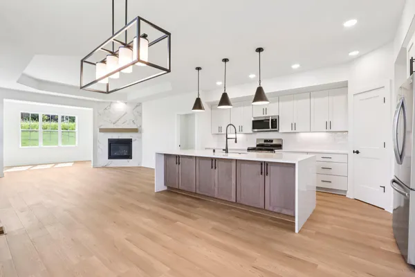 $595,900 | 2127 Bluestem Drive, Unit 101, Waukesha, WI 53188