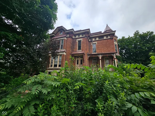 $375,000 | 40 West Sinclair Street, Wabash, IN 46992