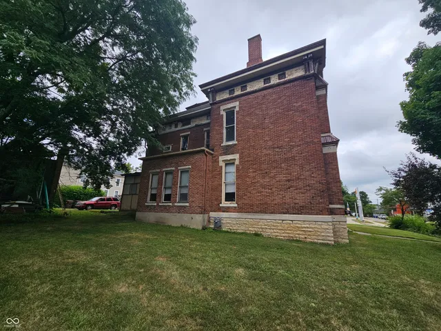 $375,000 | 40 West Sinclair Street, Wabash, IN 46992