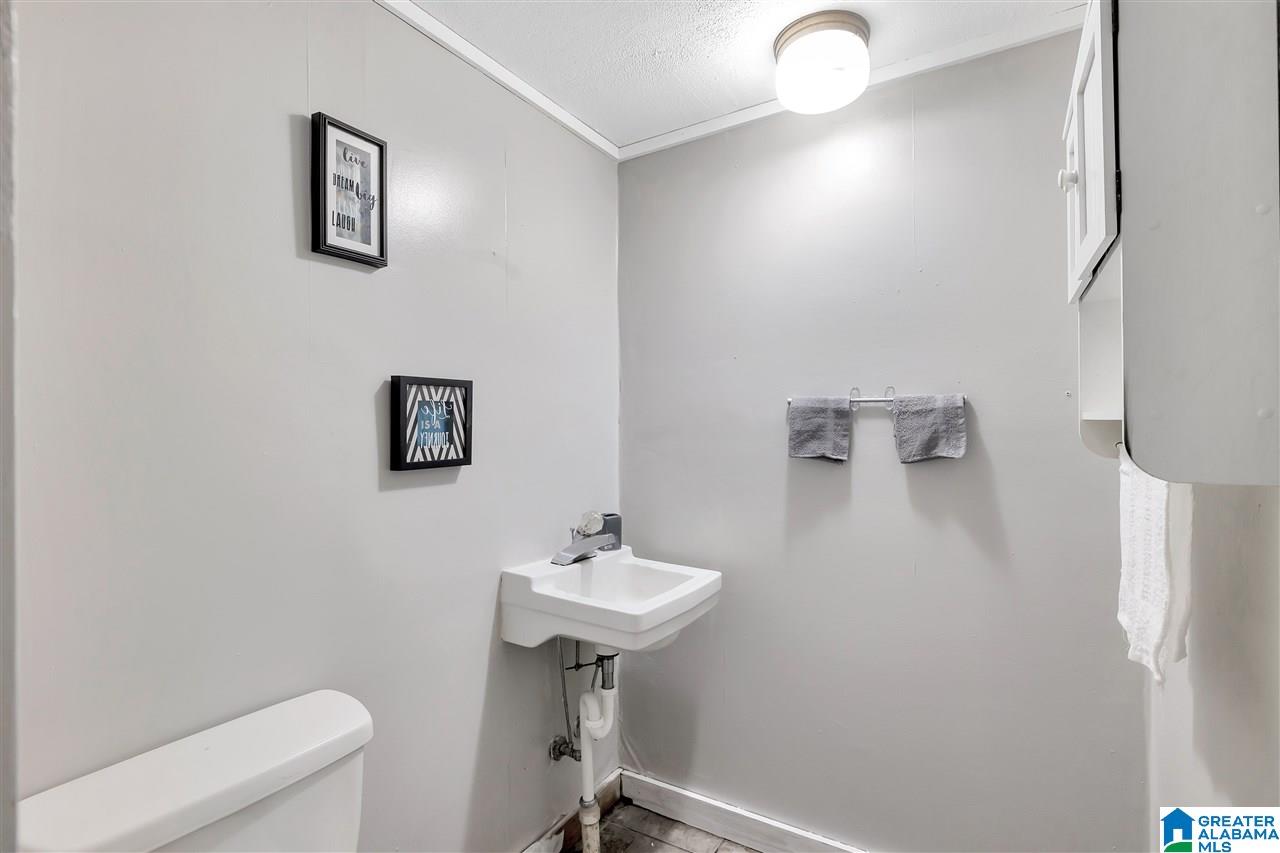 2316 Fitzgerald Road Oxford, AL 36203 - Photo 14 of 36 Gallery Image 14